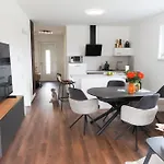 Emma Mit Balkon Διαμέρισμα