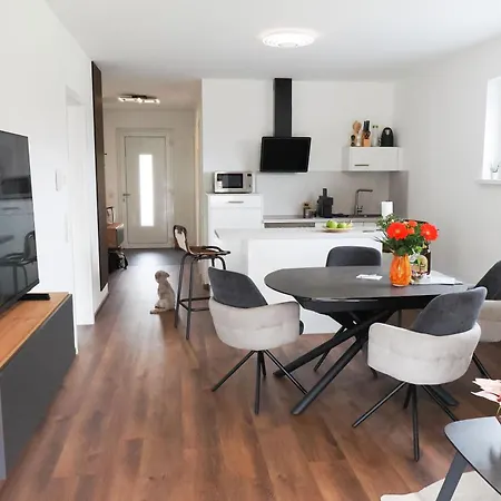 Emma Mit Balkon Lejlighed